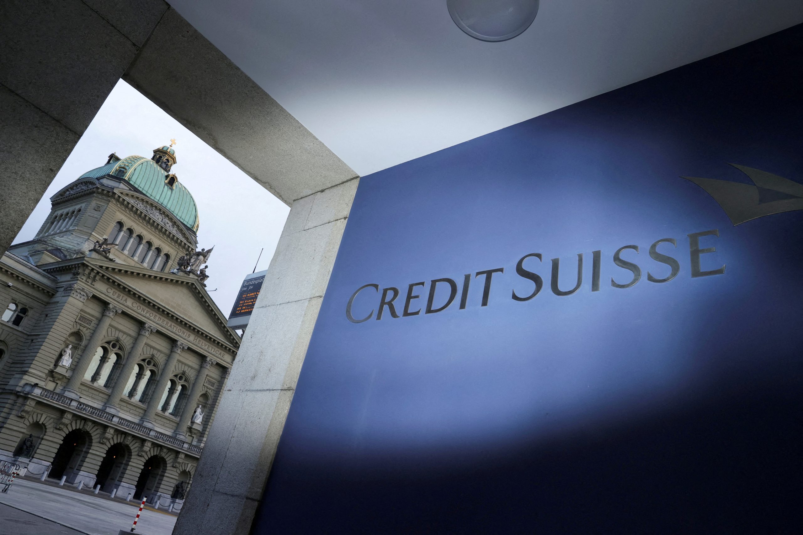 المزيد من الوسطاء اليابانيين متورطين في تداعيات السندات AT1 ل Credit Suisse