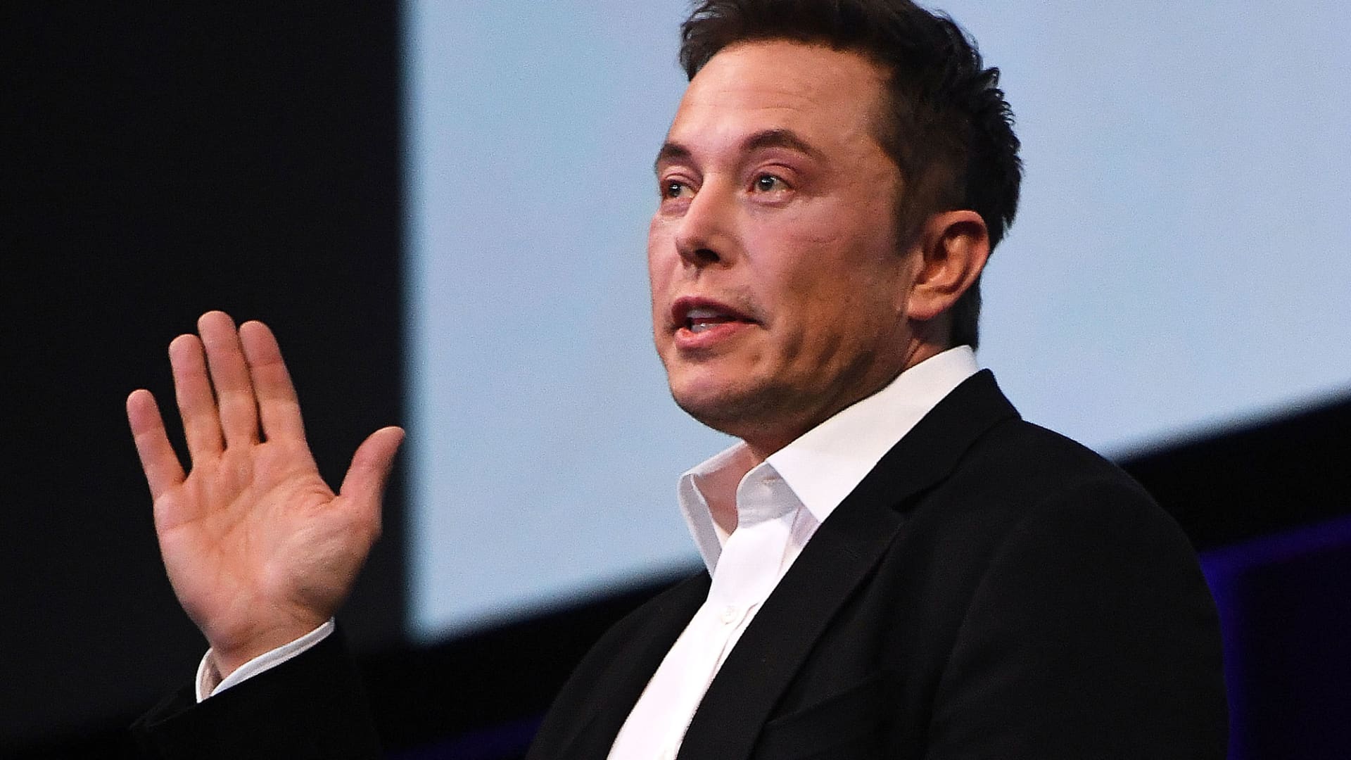 هل إيلون ماسك Elon Musk قوة إيجابية أم سلبية للأسواق