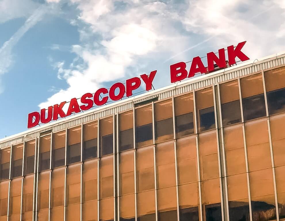 بنك دوكاسكوبي Dukascopy Bank يصدر تحذيراً بشأن موقع استنساخ احتيالي