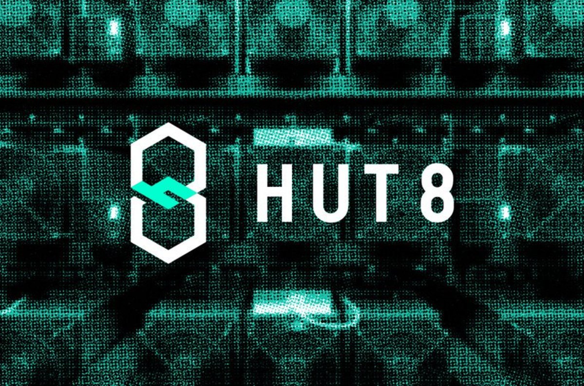 إنتاج البيتكوين في هات Hut 8 يظل ثابتًا في أكتوبر متحديًا الانخفاض في إنتاج الصناعة