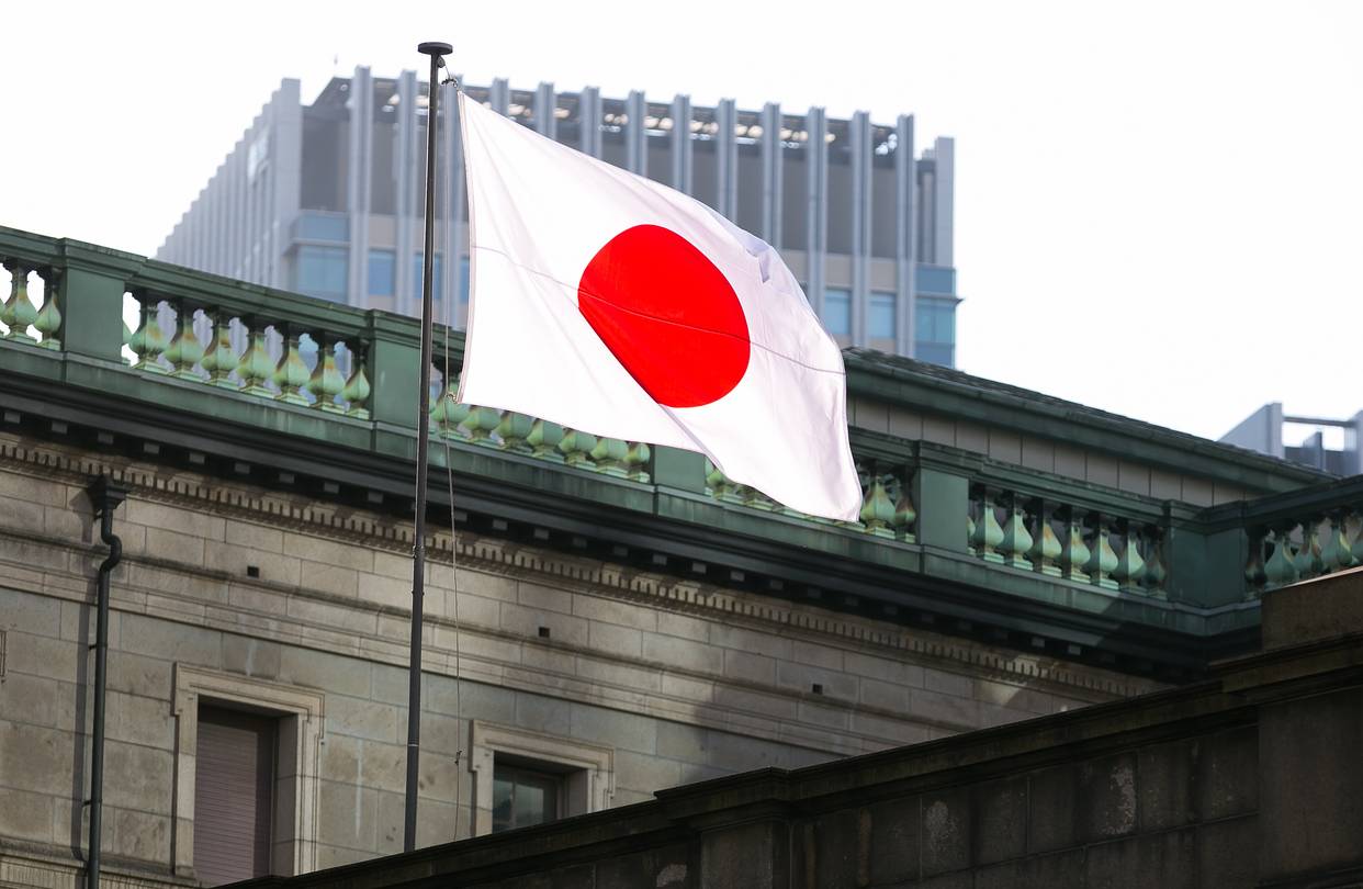 التداول في سوق الأسهم الياباني يشهد أحجام قياسية خلال عام 2023