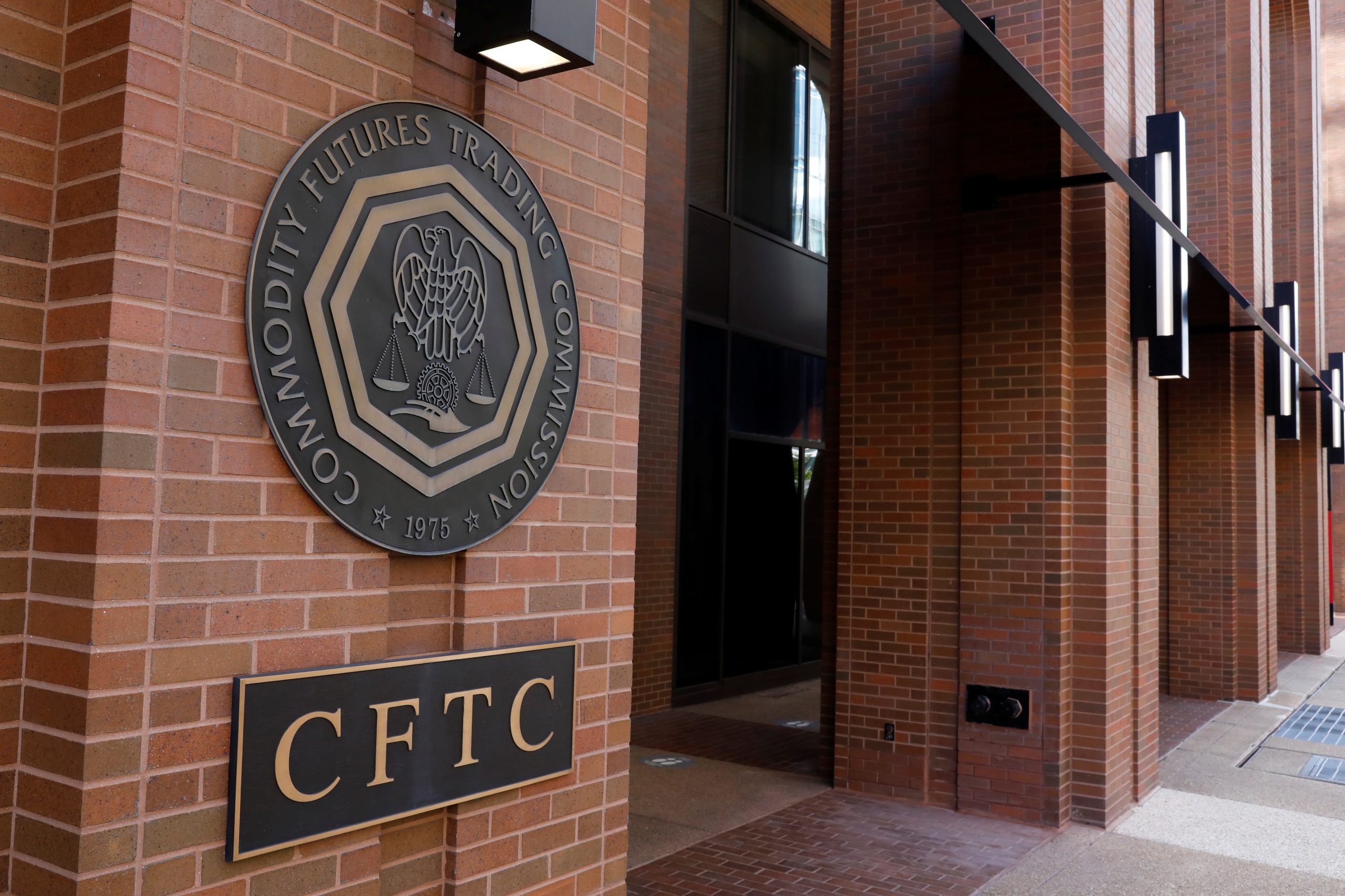 هيئة CFTC ترفع دعوى قضائية ضد KuCoin لإدارتها منصة تداول المشتقات الرقمية بطريقة غير مشروعة
