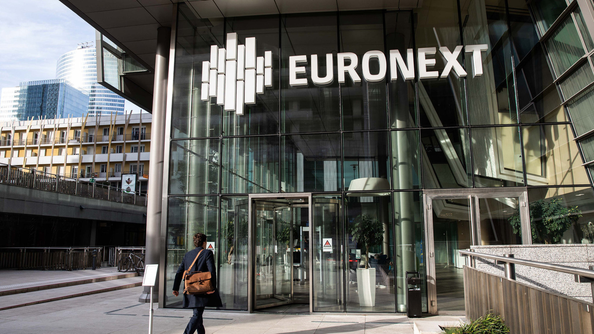 تعلن Euronext عن نمو بنسبة 12.7% سنوياً في إيرادات تداول العملات الأجنبية في الربع الأول من عام 2024