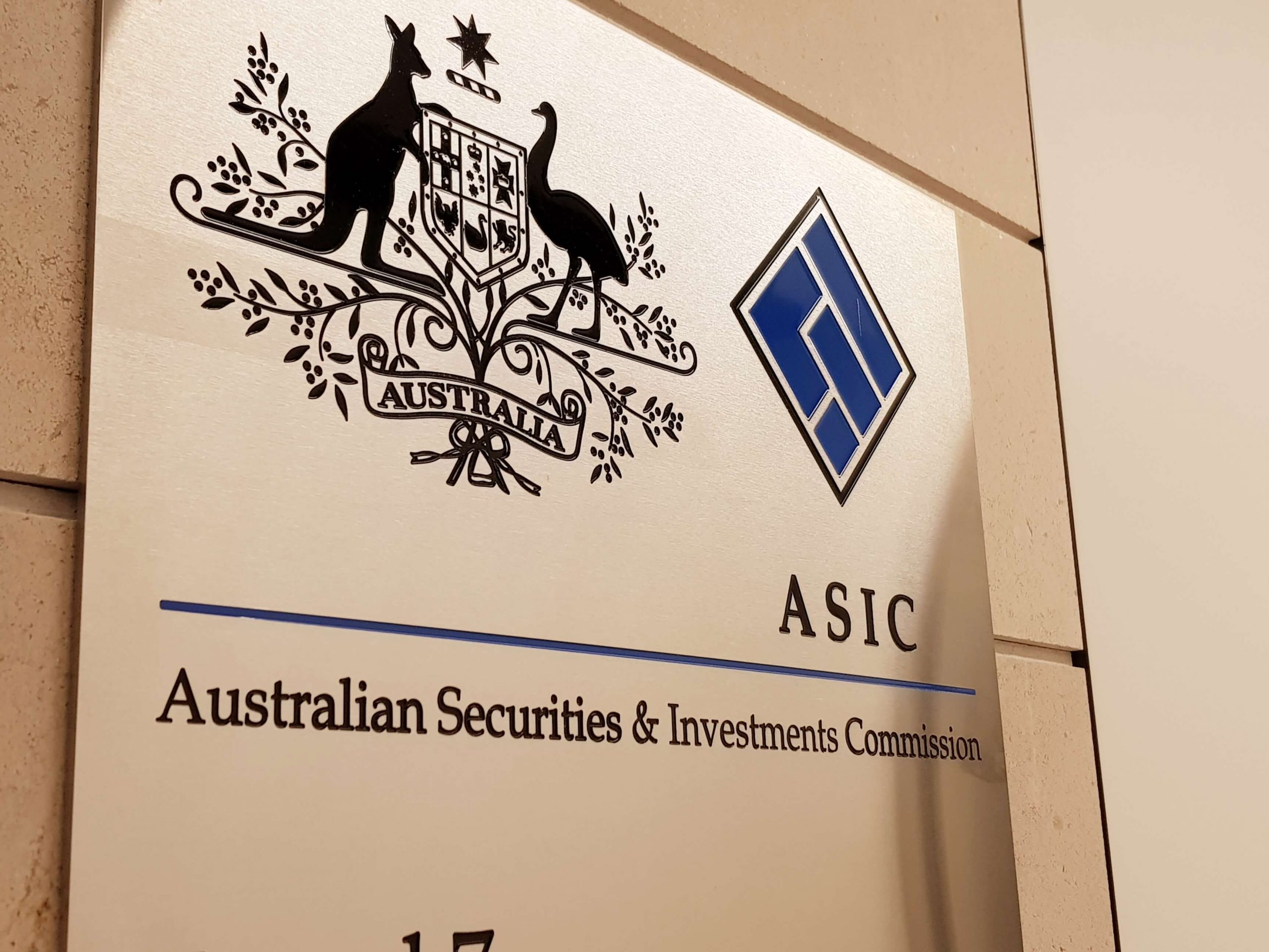 تفقد الهيئة الأسترالية لتنظيم الأوراق المالية ASIC تراخيص شركة XTrade