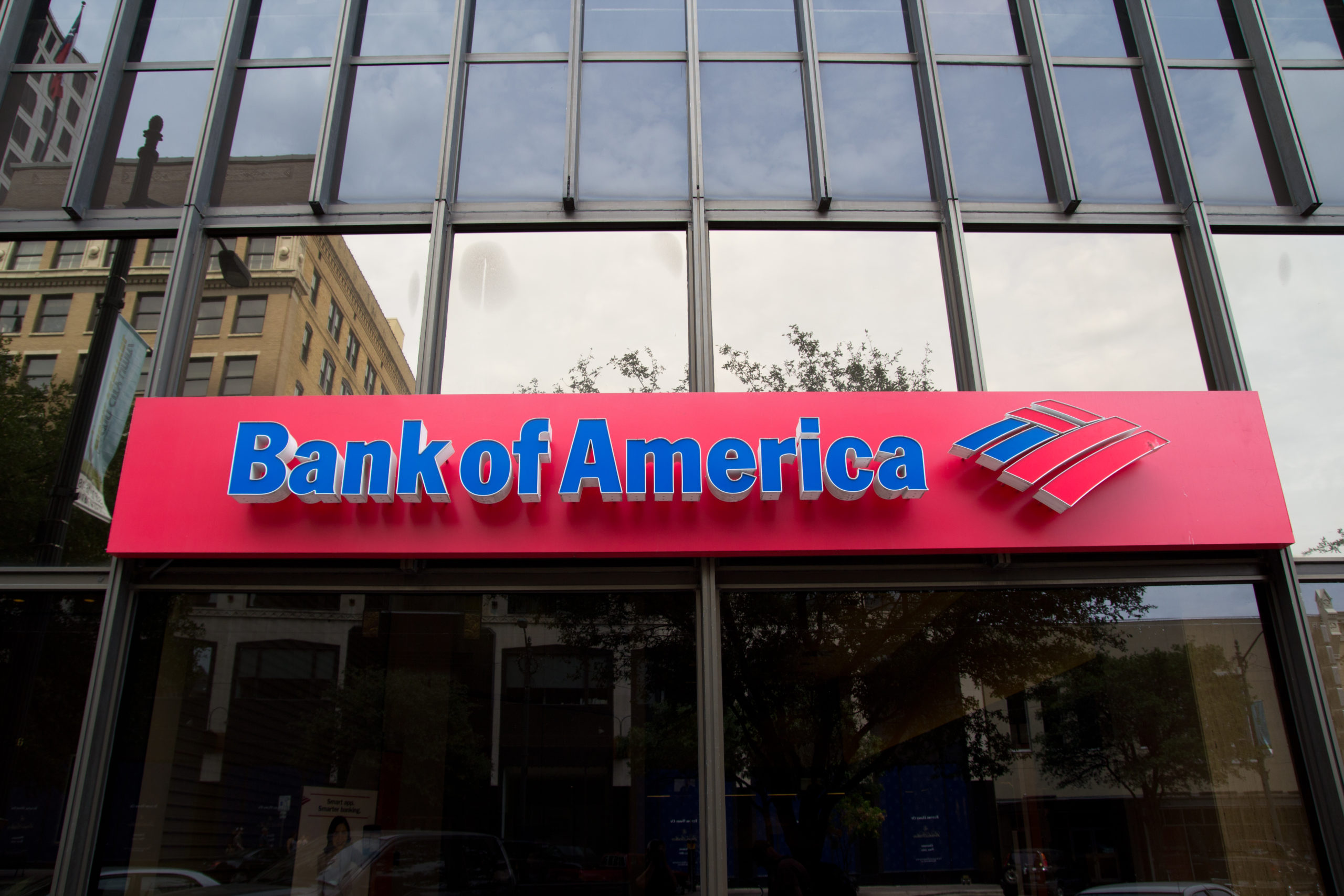 Bank of America يسجل زيادة سنوية بنسبة 12٪ في إيرادات الأسواق العالمية في الربع الثاني من عام 2024